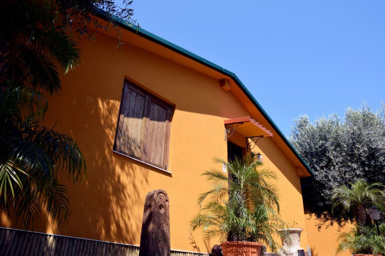 Riviera Degli Eucalipti - Cottage In Riva Al Mare 아치레알레 외부 사진