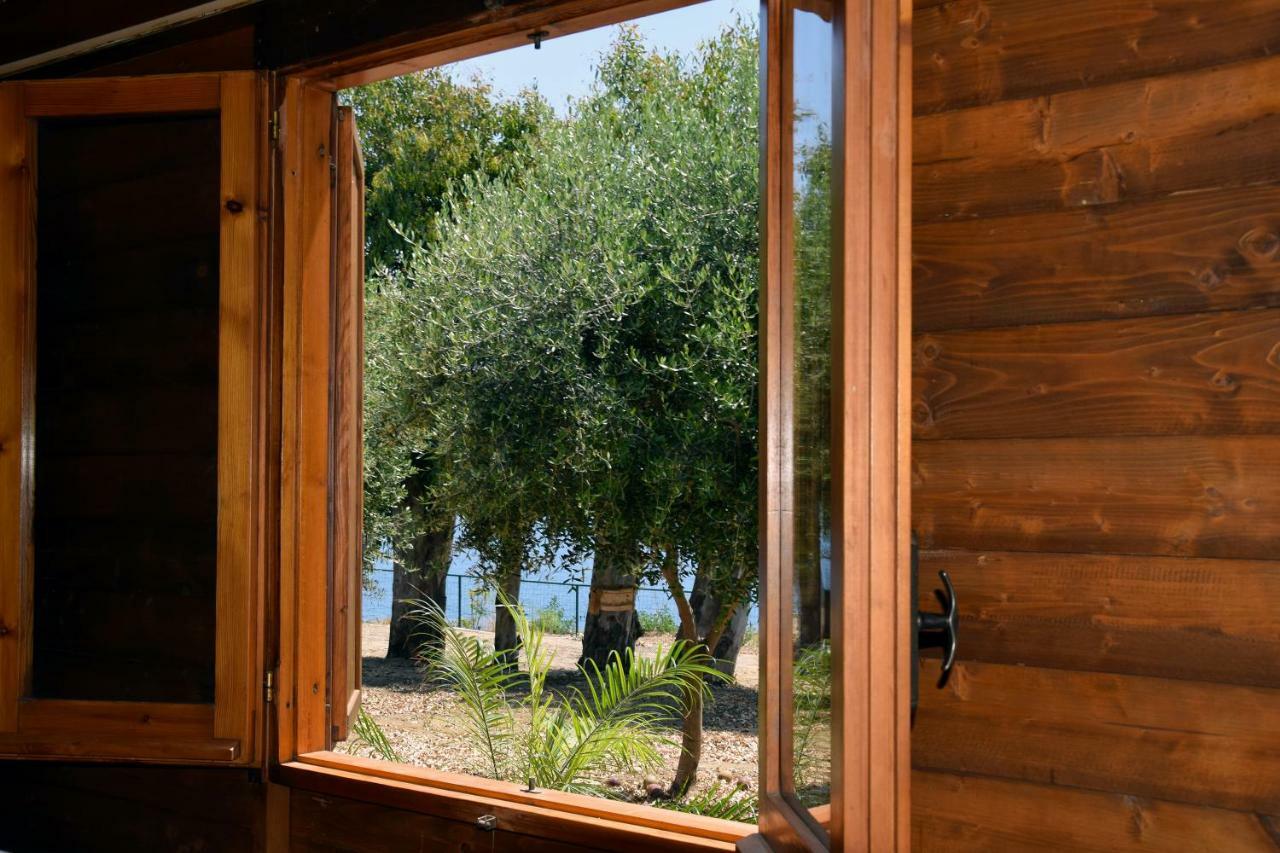 Riviera Degli Eucalipti - Cottage In Riva Al Mare 아치레알레 외부 사진